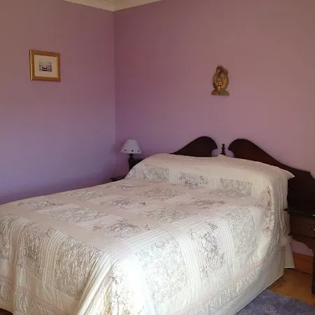 Bayview House לינה וארוחת בוקר 3*